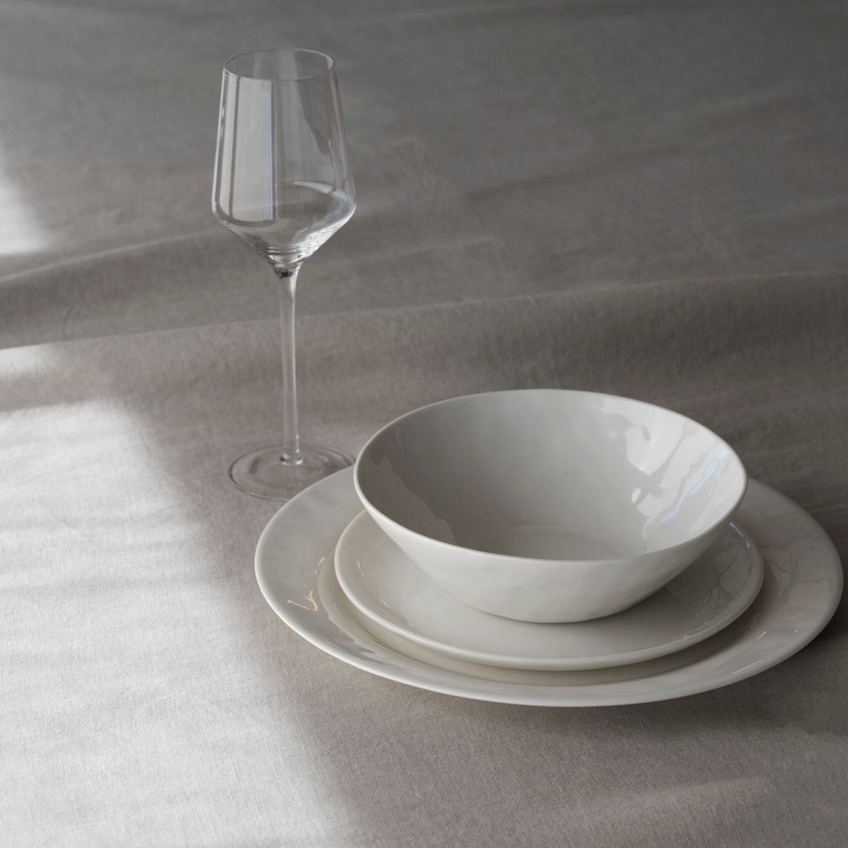 Plate WHITE 22cm - Kajsa Cramer